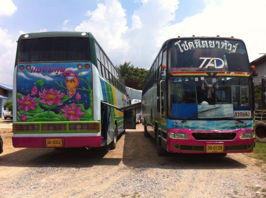 ขายด่วน รถบัส หกล้อ 48  ที่นั่ง 2 คัน ขายพร้อมงานที่ทำอยู่ปัจจุบัน ราคางานดี Tel.089-8312115