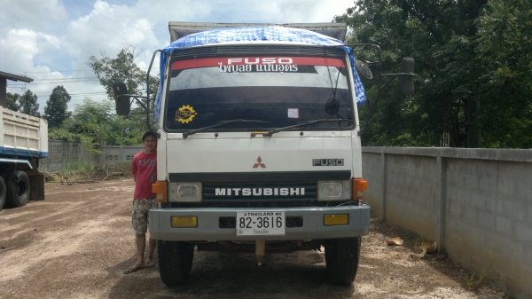 ขาย Mitsubishi Fuso FN 528