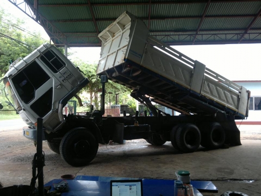 ขาย Mitsubishi Fuso FN 528