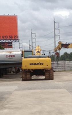 ขายรถแบคโฮ KOMATSU ขายรถแบคโฮ KOMATSU