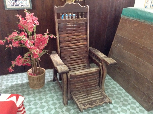 ขายเก้าอี้นั่งปรับนอนได้แบบคลาสสิคไม้สักแท้ๆ งานเดิมๆไม้สักเดิม สีเดิมสวยงามมาก