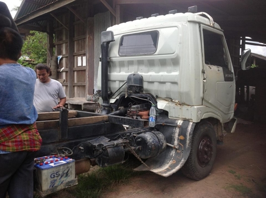 ขาย 6 ล้อ HINO FC ดั้ม เครื่อง 1 W 115 แรง / เกียร์ใหญ่ 6 สูบเสื้อลาย 5 เกียร์ ขาย 6 ล้อ HINO FC ดั้ม เครื่อง 1 W 115 แรง / เกียร์ใหญ่ 6 สูบเสื้อลาย 5 เกียร์