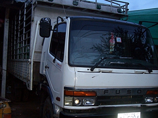 ขาย 6 ล้อใหญ่ เครื่อง 6D17  สวยมาก ๆ