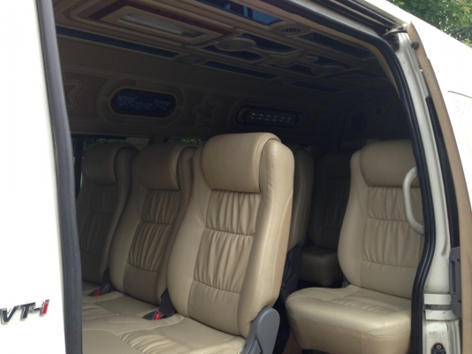 ขายรถตู้ toyota commuter 2,7vvti CNG 3 ถัง แต่ง VIP ขายรถตู้ toyota commuter 2,7vvti CNG 3 ถัง แต่ง VIP