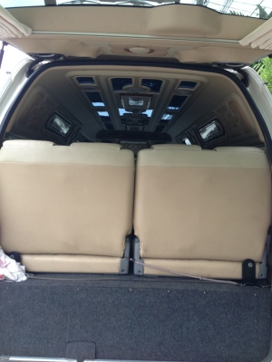 ขายรถตู้ toyota commuter 2,7vvti CNG 3 ถัง แต่ง VIP ขายรถตู้ toyota commuter 2,7vvti CNG 3 ถัง แต่ง VIP