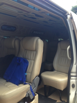 ขายรถตู้ toyota commuter 2,7vvti CNG 3 ถัง แต่ง VIP ขายรถตู้ toyota commuter 2,7vvti CNG 3 ถัง แต่ง VIP