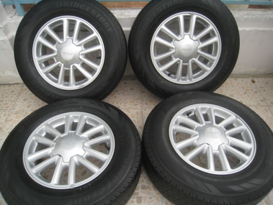 ขายล้อแม็ก All new Isuzu d-max ป้ายแดง 16"x6.5" et41 6รู139 + ยาง ปี1813 สนใจติดต่อเล็กคลองสามครับ (081-3747940)