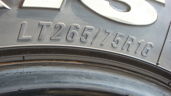 ขายยาง Maxxis Bighorn 764 Mudterrain  ปี12 สวยๆ