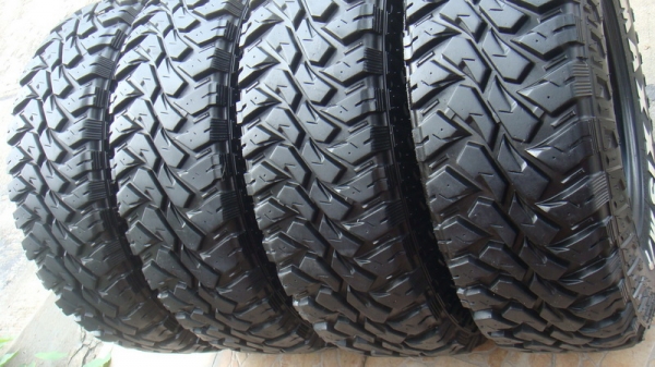ขายยาง Maxxis Bighorn 764 Mudterrain  ปี12 สวยๆ