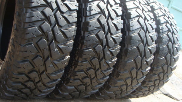 ขายยาง Maxxis Bighorn 764 Mudterrain  ปี12 สวยๆ