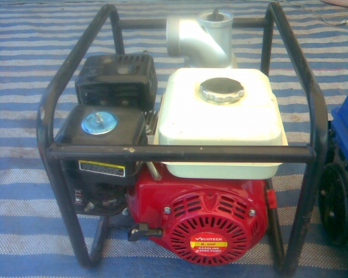 เครื่องสูบน้ำ  3  นิ้ว