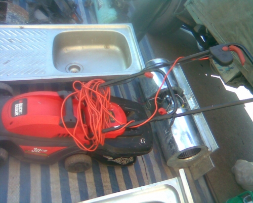 เครื่องตัดหญ้า