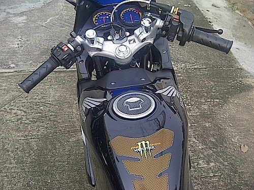 CBR150คาบูโฉมสุดท้ายไมล์เหลือง