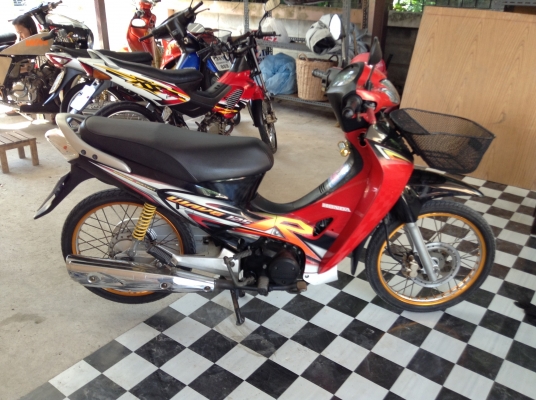 ขาย!!!!!เวฟ125R ปี47 เครื่องแน่นๆ ทะเบียนครบ