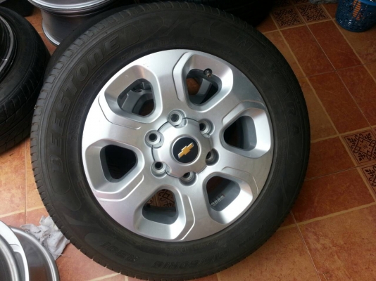 แม็กเชฟไม่ปัดเงา  ขอบ 16  6รู139 พร้อมยาง 215 60 16