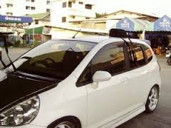 ขายโละฟิล์มสีชากระจกนอกรถแต่งสวยว๊าวๆราคาเบาๆ900-1200จัดส่งทั่วประเทศครับ