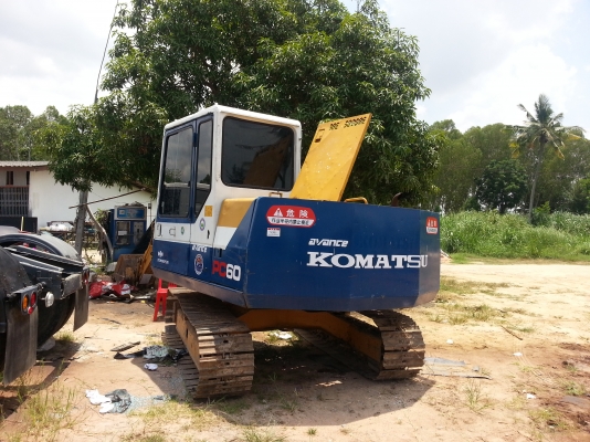 ขายด่วน KOMATSU PC 60-6 8xxx ช.ม สภาพสวยไฟฟ้าครบ
