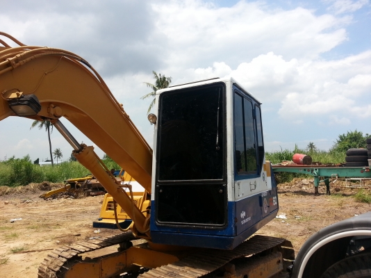ขายด่วน KOMATSU PC 60-6 8xxx ช.ม สภาพสวยไฟฟ้าครบ