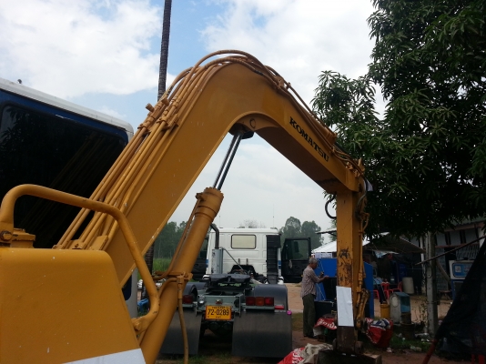 ขายด่วน KOMATSU PC 60-6 8xxx ช.ม สภาพสวยไฟฟ้าครบ