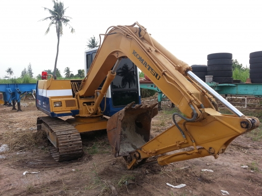 ขายด่วน KOMATSU PC 60-6 8xxx ช.ม สภาพสวยไฟฟ้าครบ