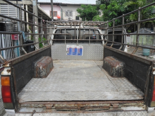 ฝากขายด่วน Nissan BigM 2.5 หัวเดียวฝาแดง ตามสภาพแต่พร้อมใช้ เครื่องดี แอร์เย็น แชสซีดี ช้าอด กทม.