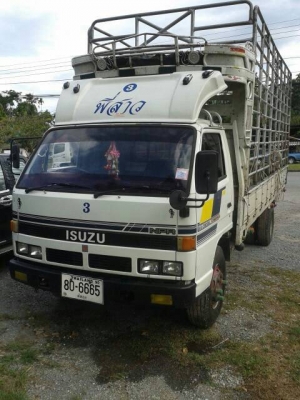 ขาย  6  ล้อ  115  NPR  59  PU  รถห้างกระบะยาว  5  เมตร