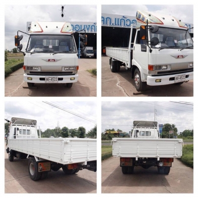 แก้วอนงค์กลการ คุณ ป้อม  Hino FC 120 ยาง 825 (รถห้าง) กระบะยาว 5 เมตร