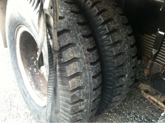 ISUZU  FVZ 240 แรง รถสิบล้อบรรทุกอาหารสัตว์