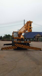 ขายเครนKOMATSU มีทะเบียน