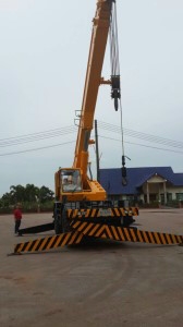 ขายเครนKOMATSU มีทะเบียน