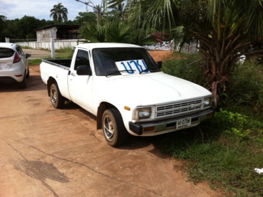 ขายด่วน Toyota RN30  4ขอ