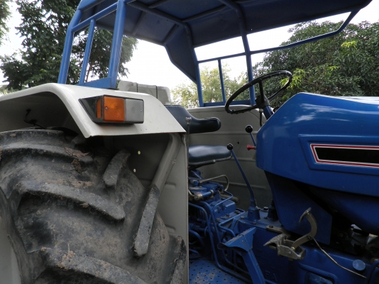 ขายรถไถ FORD 6610