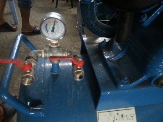 ปั๊มลม puma 5 แรง ราคาถูก พร้อมรับประกัน 3เดือนสนใจติดต่อ 081-5266979