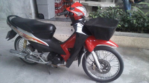 ขอขายรถเวฟ 100 S U BOX ครับ