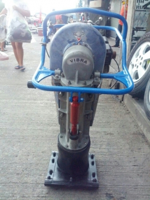 ตัวตบกระโดดเก่าญี่ปุ่นพร้อมใช้ครับ จัดส่งได้ครับ