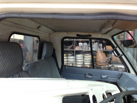 หัวเก๋ง isuzu NKR ตาหวาน 12v.