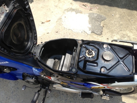 ขาย Wave 125R สีนํ้าเงิน-ดำ ขายแล้วครับ ขอบคุณครับ