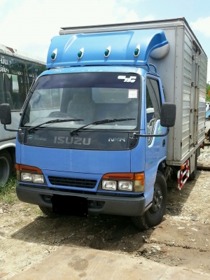 ขายรถบรรทุกตู้แห้งมีลิฟต์หลัง