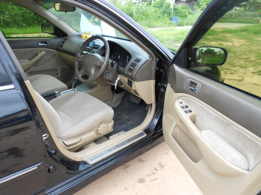 ขายครับด่วนๆๆ  สวยมาก ภายในสวยสะอาด ออโต้ ปี 2003  HONDA CIVIC เครื่อง วีเท็ค