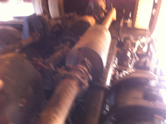 FM 18  ยางหน้าใหม่คู่ ยางหลังสภาพดี   กระบะใหม่ เอกสารพร้อม   ต่อรองได้ หาไฟแนนท์มาจัดได้คับ โทร 089-7188336