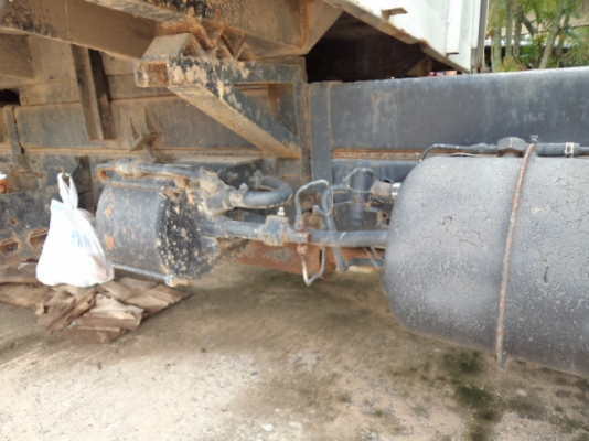 ขายรถ6ล้อฮีโน่FBดั้ม เครื่อง117แรง ขายตามสภาพ(ไม่มีเล่ม)