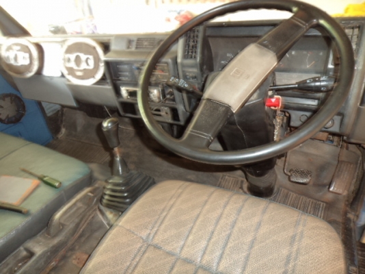 ขายรถ6ล้ออีซูซุ115แรง พวงมาลัยเพาเวอแร์ สภาพสวยๆพร้อมใช้งานคับ