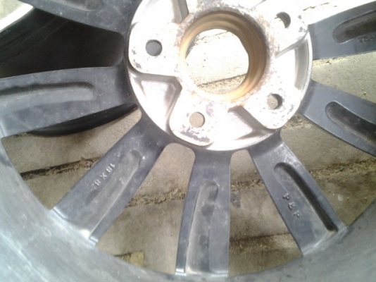 ขอบ18 ขายถูกๆ loop งานนอก