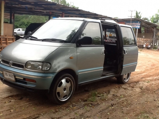 ขายรถตู้น่ารักๆ พร้อมใช้งาน Nussan Serena ปี 94 คับ