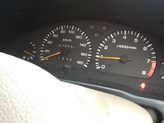 ขายรถตู้น่ารักๆ พร้อมใช้งาน Nussan Serena ปี 94 คับ