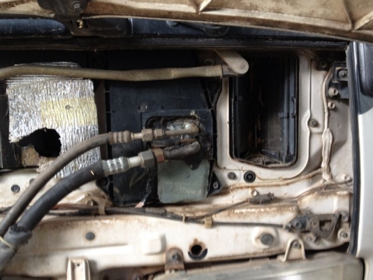 รถอีซูซุ 6 ล้อดั้ม FTR. 195 แรงม้า ปี 40 สนใจติดต่อ 081 - 6079515