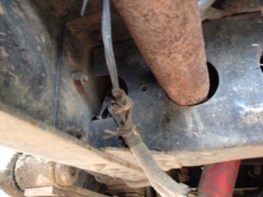 รถอีซูซุ 6 ล้อดั้ม FTR. 195 แรงม้า ปี 40 สนใจติดต่อ 081 - 6079515