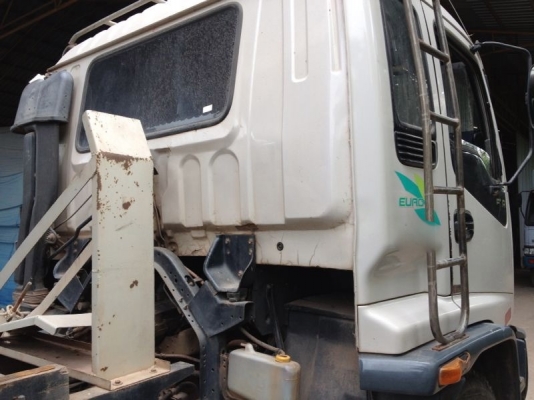 รถอีซูซุ 6 ล้อดั้ม FTR. 195 แรงม้า ปี 40 สนใจติดต่อ 081 - 6079515