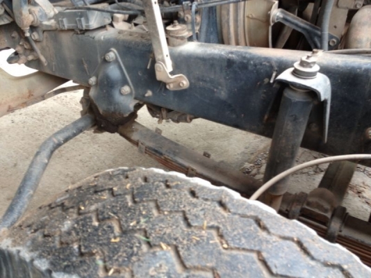 รถอีซูซุ 6 ล้อดั้ม FTR. 195 แรงม้า ปี 40 สนใจติดต่อ 081 - 6079515