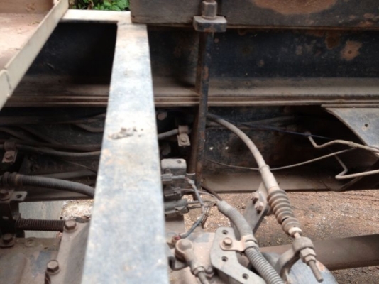 รถอีซูซุ 6 ล้อดั้ม FTR. 195 แรงม้า ปี 40 สนใจติดต่อ 081 - 6079515